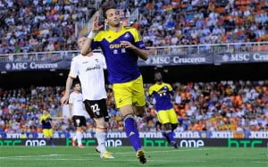 Michu scoring at the Mestalla