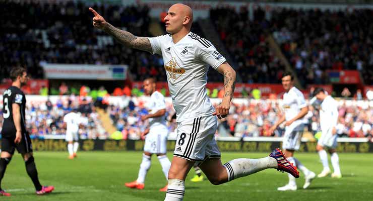 Jonjo Shelvey scores v Everton
