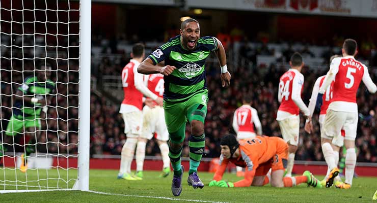 Ashley Williams scores against Arsenal 2016