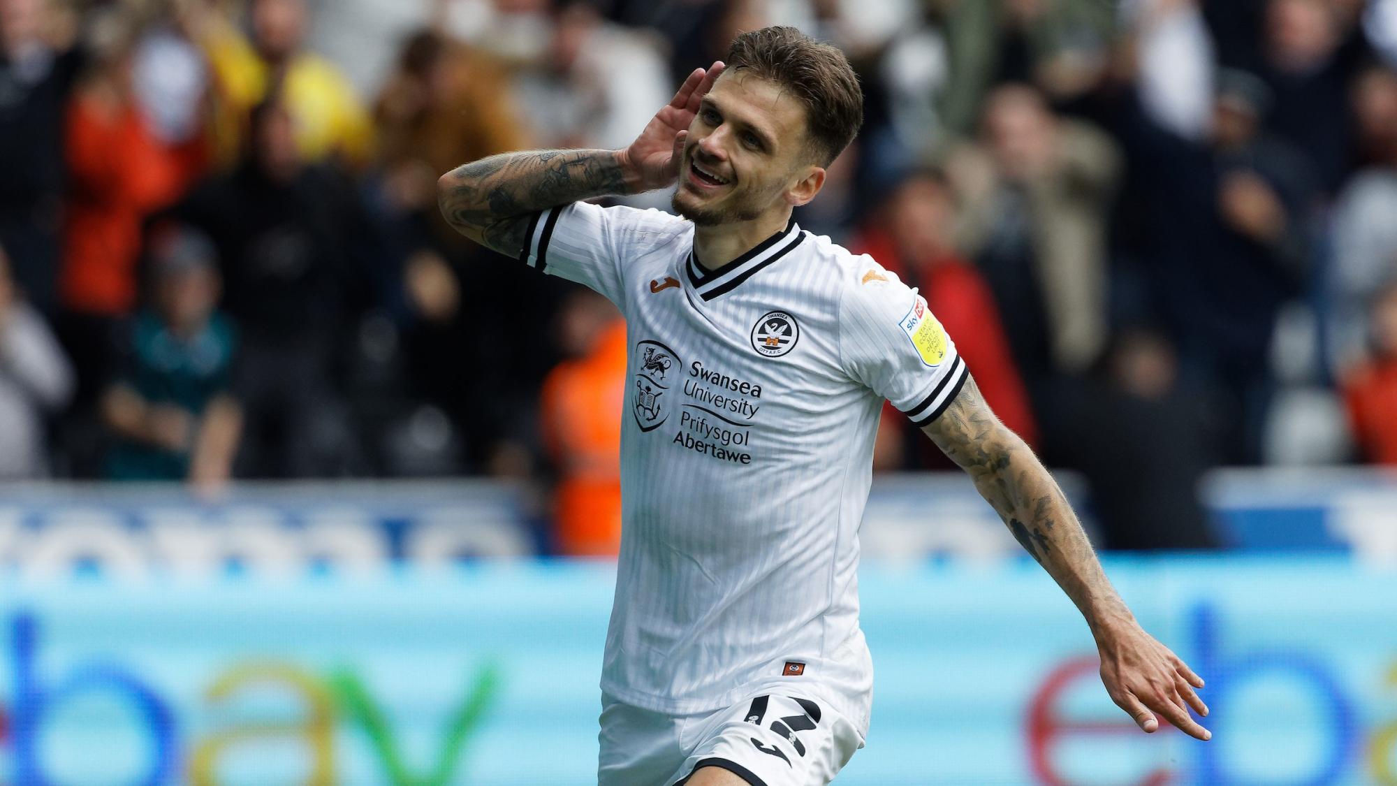 Jamie Paterson celebration against Cardiff City