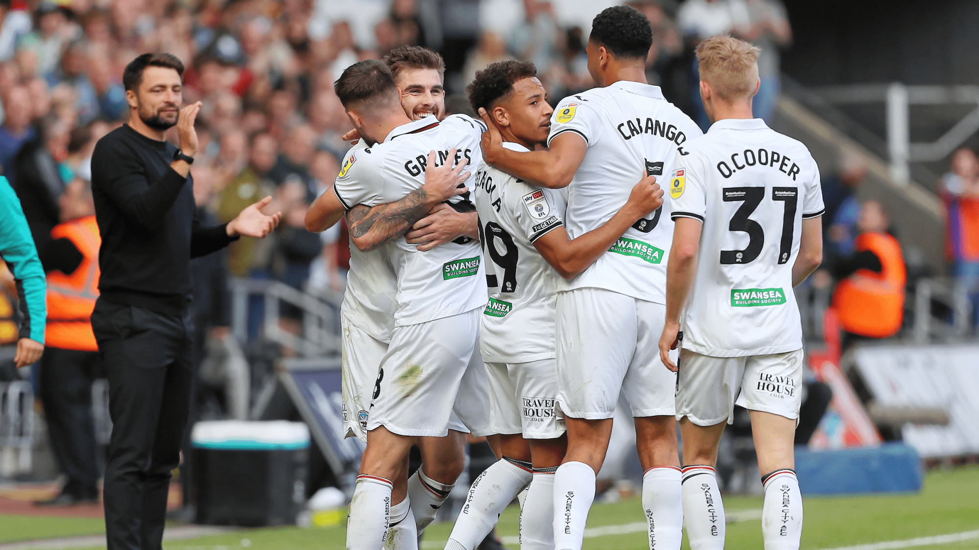 Team celebrate Manning goal v Hull